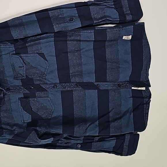 Silver medium blue plaid button down long sleeve shirt - Picture 3 of 6